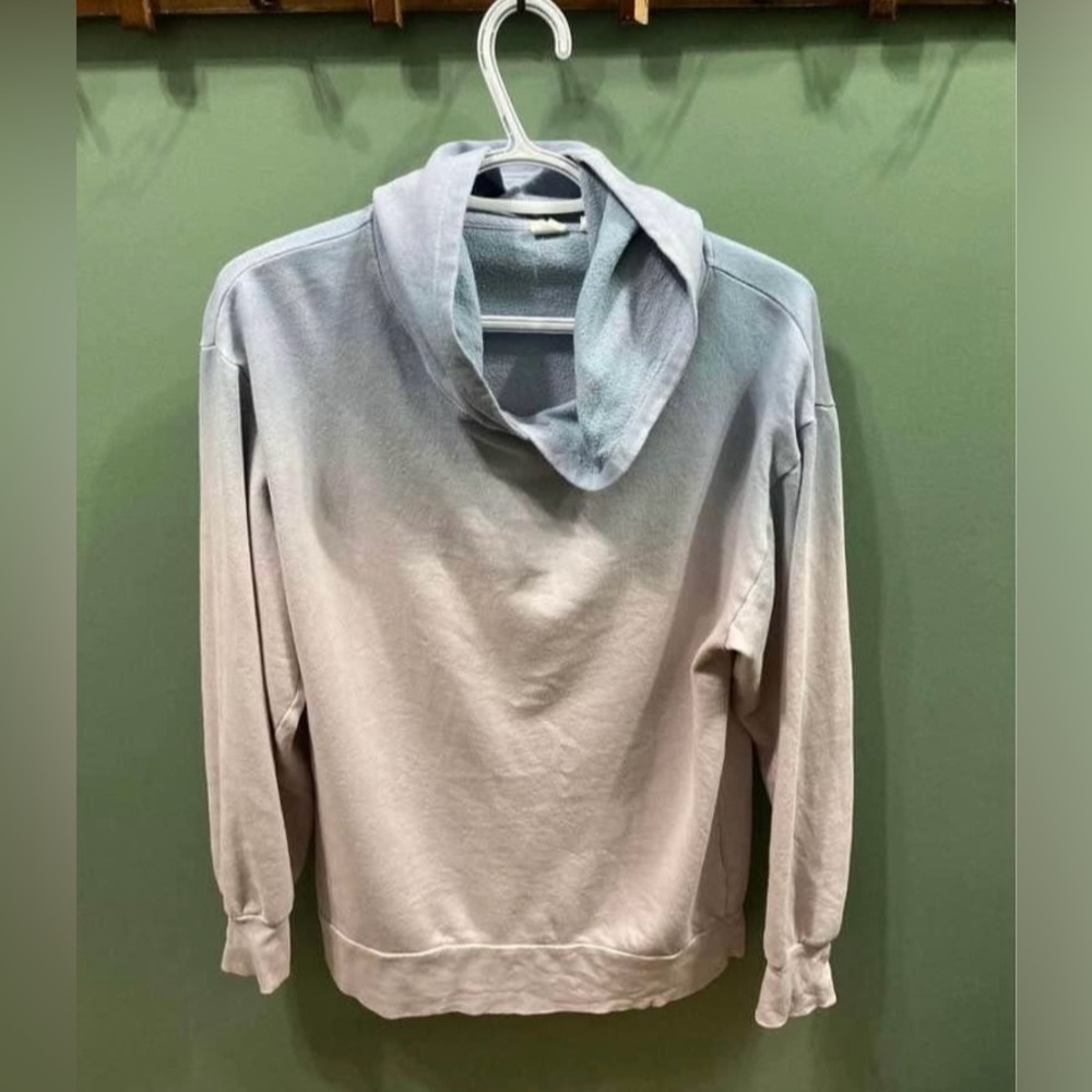 Women's Zip Up Hoodie (GAP)
- Size XS